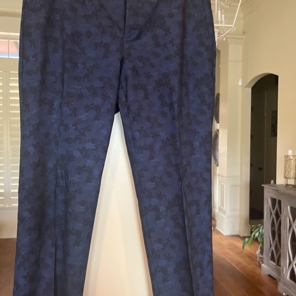 Pants - Picture 3 of 4